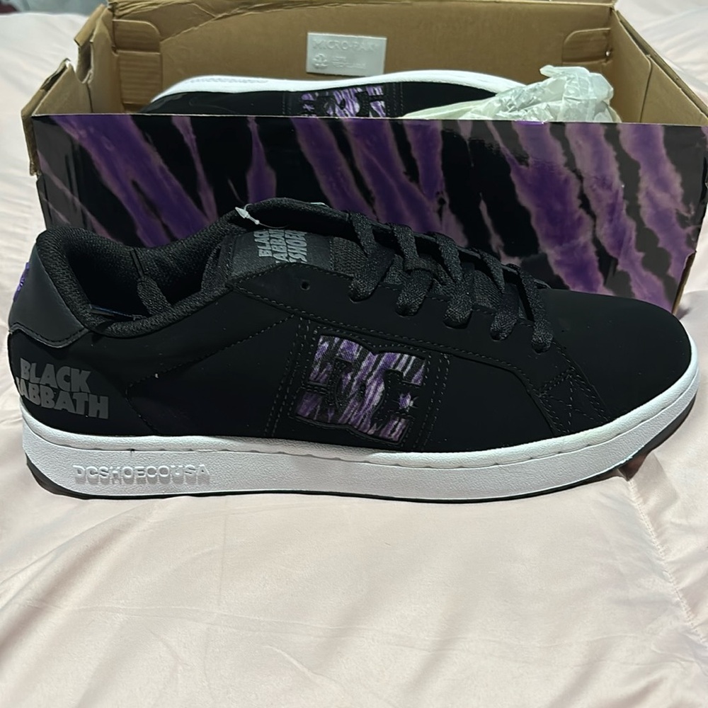 DC shoes
